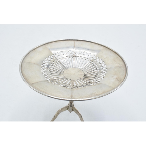 64 - Hallmarked silver ornate bon bon dish / stand in the form of a tripod table with pierced decoration,... 