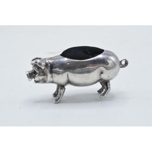 67 - Continental silver novelty pin cushion in the form of a pig, 5cm long. Stamped 925.