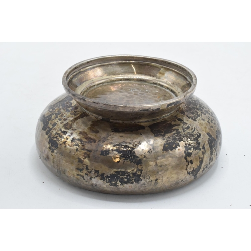 88 - Hallmarked silver hammered-effect pedestal bowl, 169.0 grams / 5.43 oz, 11.5cm diameter, London 1931... 