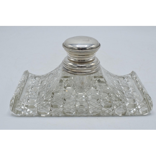 92 - Early 20th century silver and glass inkwell, liner damaged, 18cm long (unmarked silver).