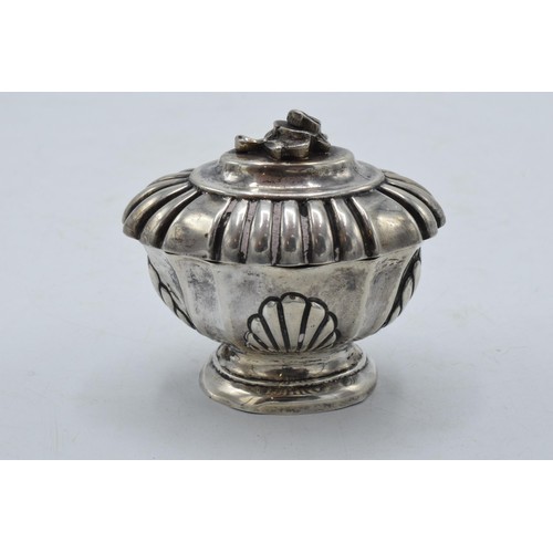 45 - Italian silver 900 lidded pot with ribbed decoration, 60.9 grams.