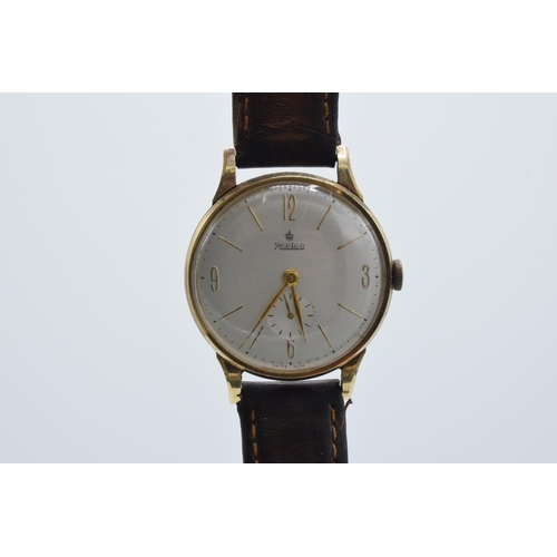 111A - Roidor 9ct gold cased gentleman's wristwatch on leather strap, 36mm wide. Winds, runs and ticks.