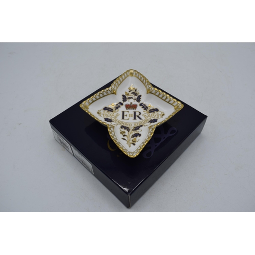 21A - Royal Crown Derby star shaped pin tray decorated to celebrate the Diamond Jubilee of H. M. Queen Eli... 