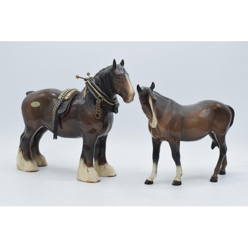 60G - Beswick 818 shire in harness together with mare facing left 976 (2).