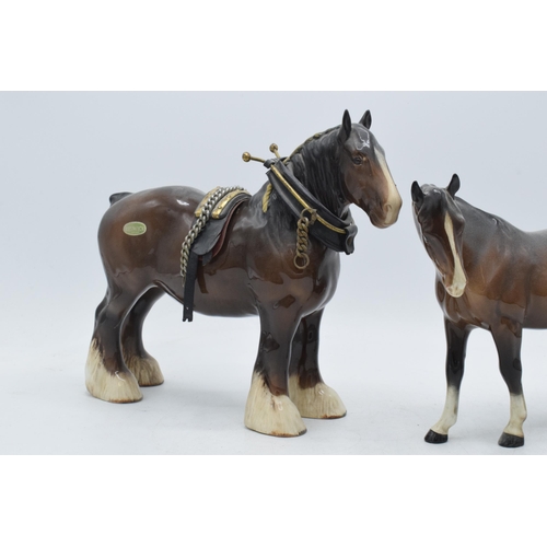 60G - Beswick 818 shire in harness together with mare facing left 976 (2).