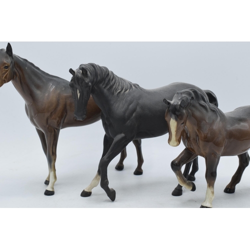 60I - Beswick to include brown Bois Roussel 701, matte Black Beauty and Stock Jogging Mare in brown (3).