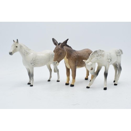 60K - Beswick large donkey together with grey head down foal 947 and grey Thoroughbred Stallion 1992 (3).