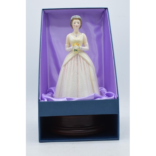 110 - Boxed Royal Doulton figure Queen Elizabeth II HN3440, limited edition in box with certificate and wo... 