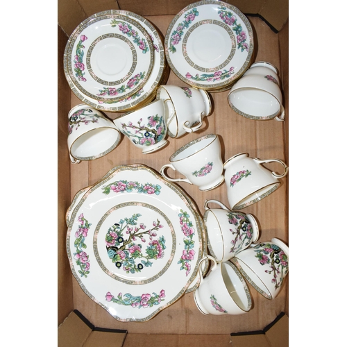 140B - Duchess tea ware in the Old Indian Tree design to include 9 trios of 3 serving plates (approx 30).