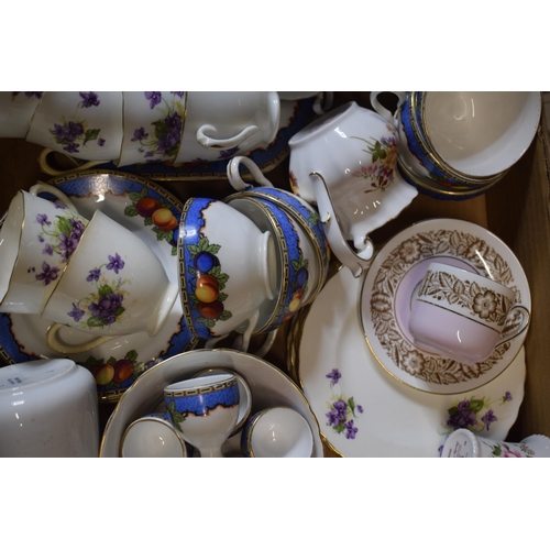 144 - A collection of tea ware in floral patterns to include a Royal Crown Derby Derby Posies jug, Gladsto... 