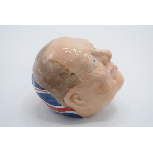 166 - Bairstow Manor Collectables Winston Churchill Political Heavy Weight paperweight, 10cm long.