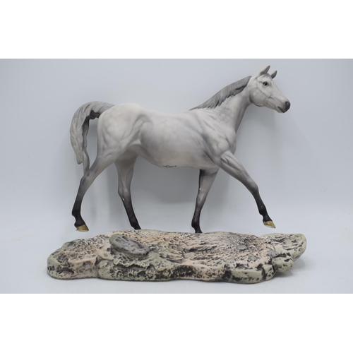 60 - Beswick Connoisseur Moonlight 2671 on ceramic plinth (detached from base).