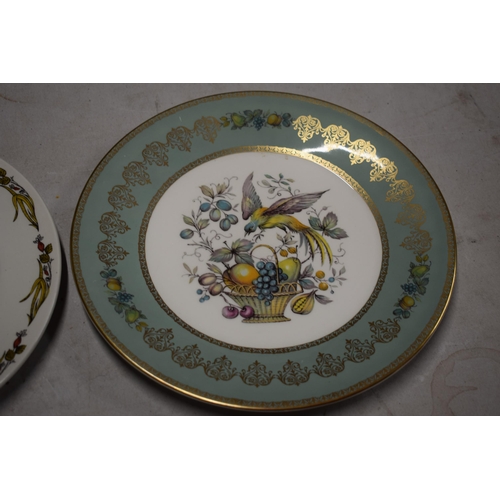 82 - Aynsley bird and fruit plate together with Raymond Everill and Paul Smith Evesham fruit scene plates... 