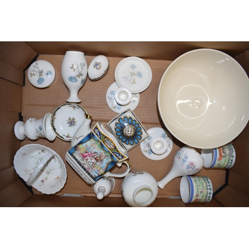 85 - A collection of Wedgwood pottery to include London Bear tea light holders, Osborne dish, Campion bas... 