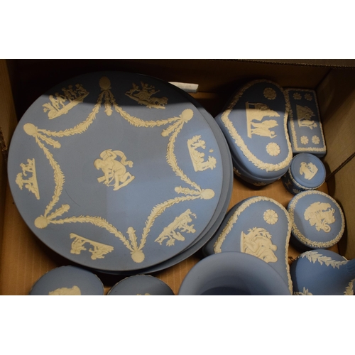 88G - Wedgwood Jasperware in Blue: to include plates, vases, Christmas tree decoration and others (approx ... 