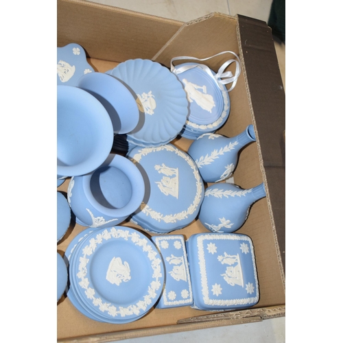 88G - Wedgwood Jasperware in Blue: to include plates, vases, Christmas tree decoration and others (approx ... 