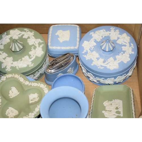 88O - Wedgwood Jasperware in green and blue: to include  a lighter, a trinket, pin dishes and others (all ... 