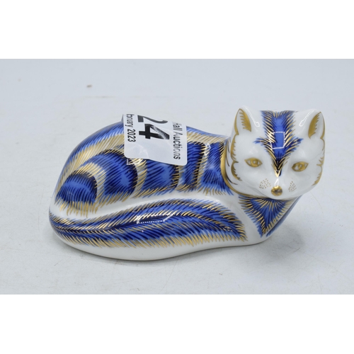 24 - Royal Crown Derby paperweight Platinum Arctic Fox, first quality with stopper.