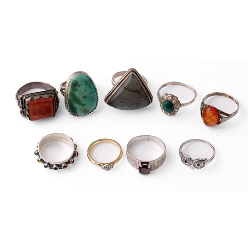 373 - A good collection of silver rings, set with various stones in multiple styles and sizes, 44.4 grams ... 