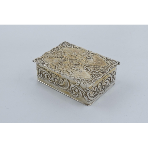 108 - A pair of silver trinket boxes, both with embossed decoration, the larger being Birmingham 1900, the... 