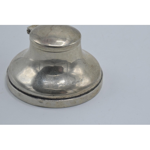 109 - Hallmarked silver inkwell, Birmingham 1923, 6cm diameter, with glass liner.