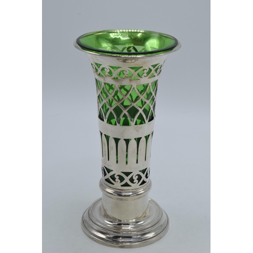 160 - Silver vase with ornate decoration and green glass liner, London 1899, Goldsmiths and Silversmiths, ... 