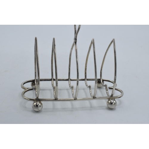 163 - Silver heart shaped toast rack with 5 bars and heart shaped handle, Birmingham 1899, Syner & Beddoes... 