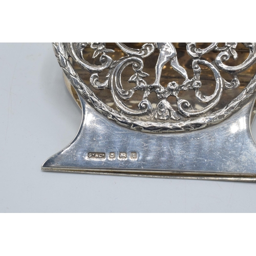 170 - Silver ornate paper clip with ornate design involving a putti, Birmingham 1908, Grey & Co, 116.0 gra... 