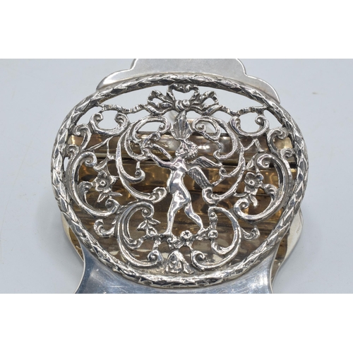 170 - Silver ornate paper clip with ornate design involving a putti, Birmingham 1908, Grey & Co, 116.0 gra... 