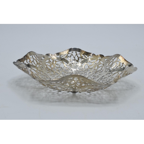 194 - Hallmarked silver bon bon dish with peirced decoration, Birmingham 1964, JZ & Co, 89.2 grams, 14cm d... 