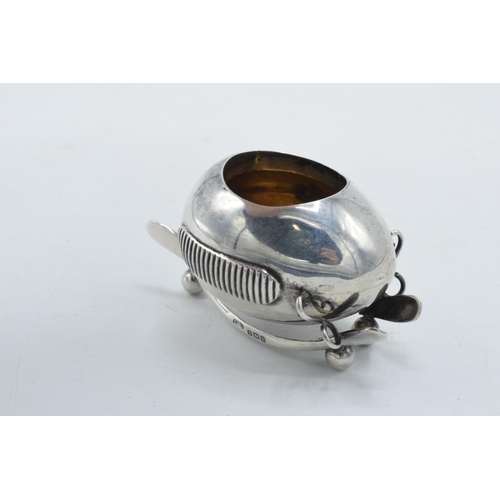 200 - Silver novelty match holder and match striker in the form of an egg sat on a wishbone, Birmingham 19... 