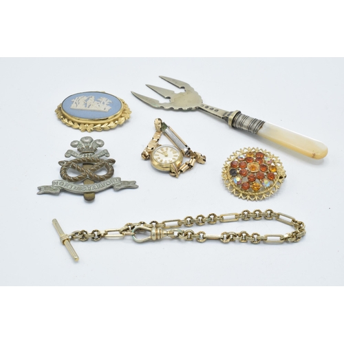 249 - A collection of items to include a plated Albertina  watch chain, a Wedgwood brooch, rolled gold wat... 