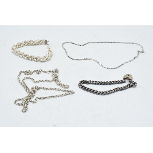 329 - A collection of silver jewellery to include a rope-like bracelet, a link bracelet and others (4), 76... 