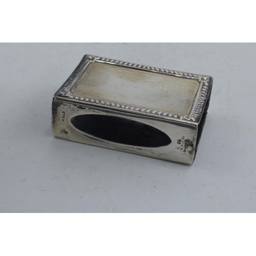 42 - Sterling silver matchbox holder, stamped Sterling Silver, 15.2 grams, 5cm long.