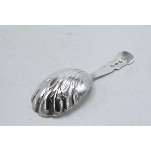 64 - George III silver caddy spoon with shell bowl with shaped handle, Thomas Robinson II & S Harding, Lo... 