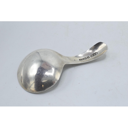 65 - William IV silver caddy spoon with bell shaped bowl, Jonathan Hayne, London 1835, 15.4 grams.