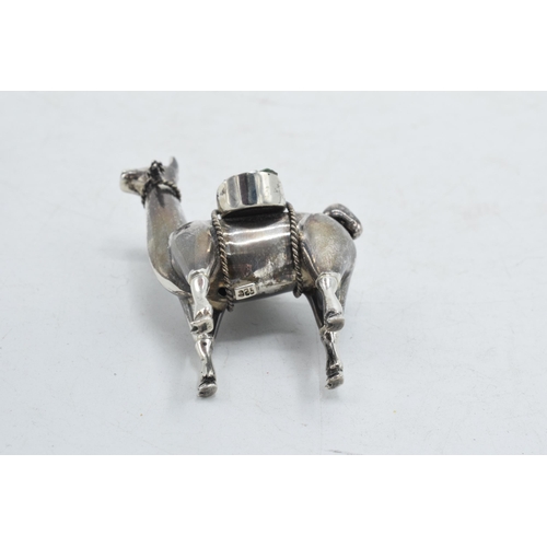 87 - Silver model of a llama carrying materials, gross weight 27.4 grams, 6cm tall.