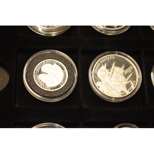 9 - A collection of silver and silver proof coins to include Brittannia 1oz fine silver 2009, Henry VIII... 
