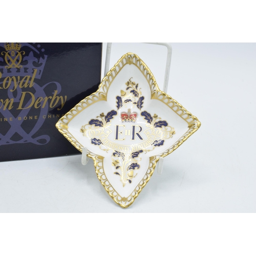 49 - Royal Crown Derby star shaped pin tray decorated to celebrate the Diamond Jubilee of H. M. Queen Eli... 