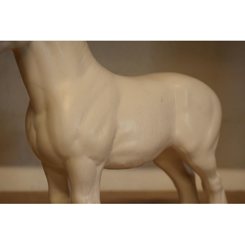 72 - Beswick Burnham Beauty 2309 in matte white colourway (slight af).