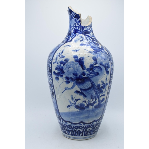 89 - Large Chinese blue and white vase, circa 1800s / early 19th century, with traditional scenes, damage... 