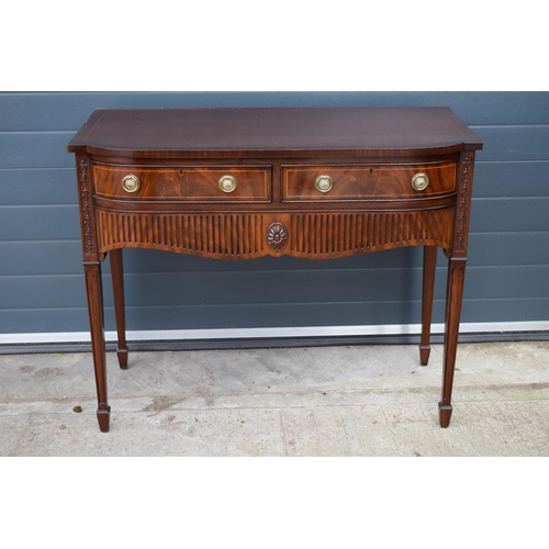 502 - Reproduction Regency style sideboard with fluted legs and 3 drawers, 107x53x87cm tall.