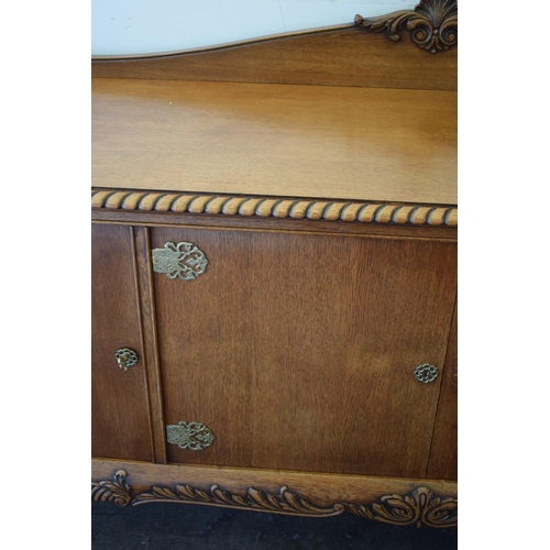 512 - Quality reproduction Regency style sideboard with 2 central cupboards flanked by side cupboards, bal... 