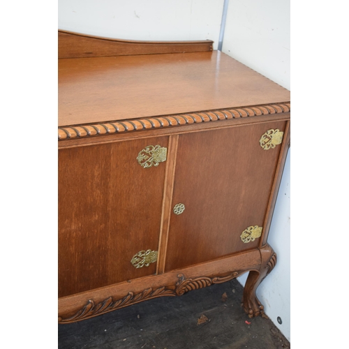 512 - Quality reproduction Regency style sideboard with 2 central cupboards flanked by side cupboards, bal... 