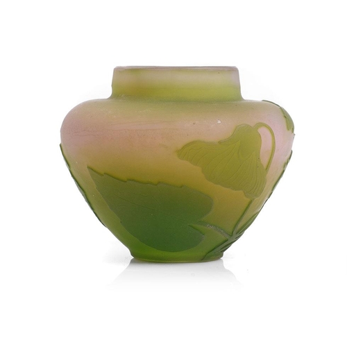 75 - Galle glass vase in green and opaque glass, with floral decoration, signed, height 6cm.