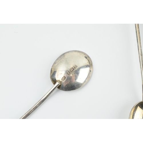 299 - A set of 6 silver tea spoons with coffee bean finials, 39.3 grams, Birmingham 1932 (6).