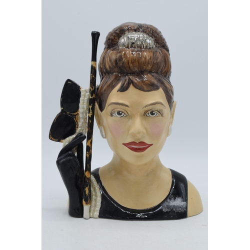 87 - Bairstow Manor Collectables character jug Audrey Hepburn, Stars of the Golden Era, limited edition, ... 