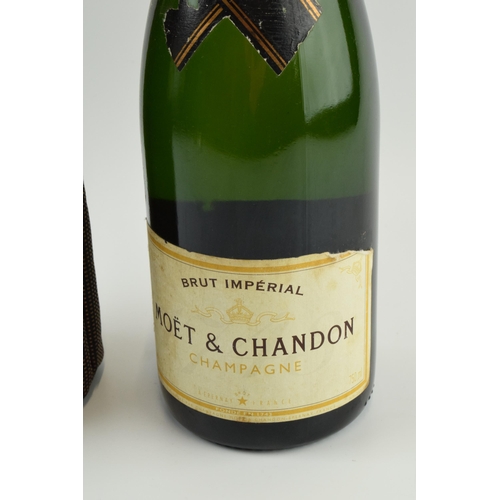 274 - Moet & Chandon Brut Imperial Champagne 750ml in Moet & Chandon sleeve.