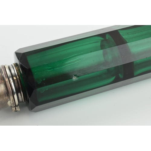 305 - Late 19th century green glass double ended scent bottle with silver mounts, unmarked but test as sil... 