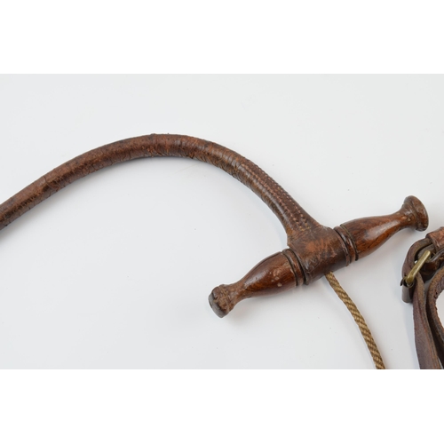 183 - Antique hare coursing double quick release slip lead – seldom seen with brass fittings and turned wo... 